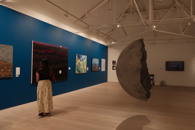 moon-room